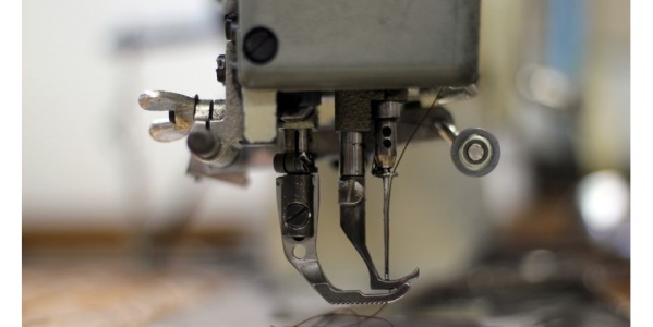 Comment changer l'aiguille sur une machine à coudre industrielle